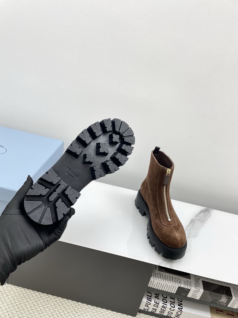 Pra*a boots